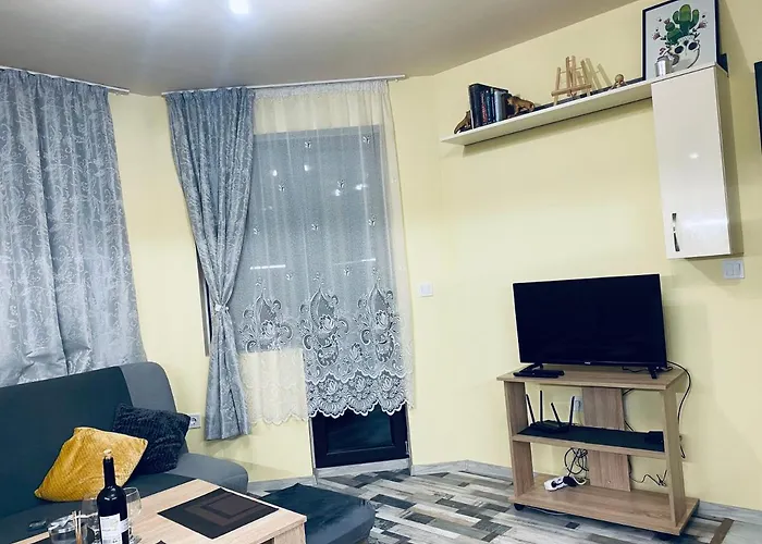 Vanilla Ice Apartment
